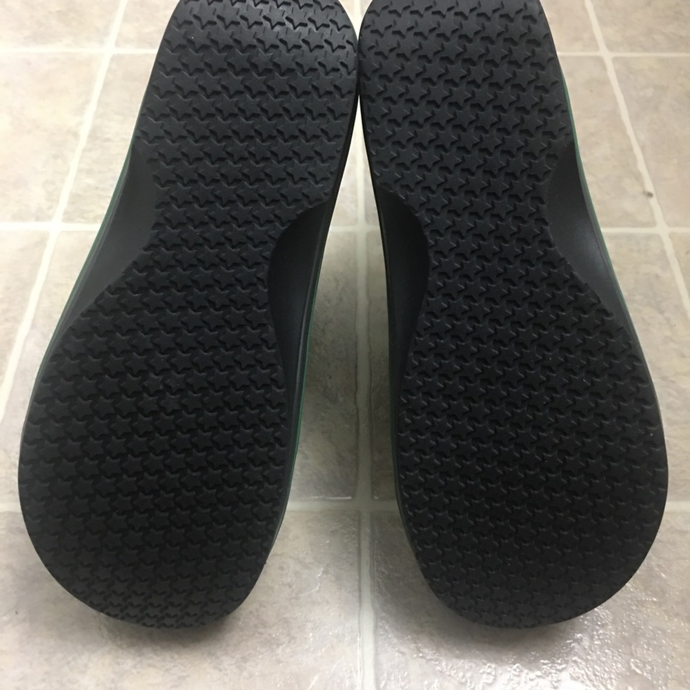 SALE THIS WEEKEND 🧨🧨New Dansko Boots Kids Unisex Size 31 GOT RAIN☔️ BE PREPARED! - Picture 7 of 7